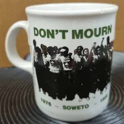 101280 Mug - Don't Mourn, Mobilise! £20